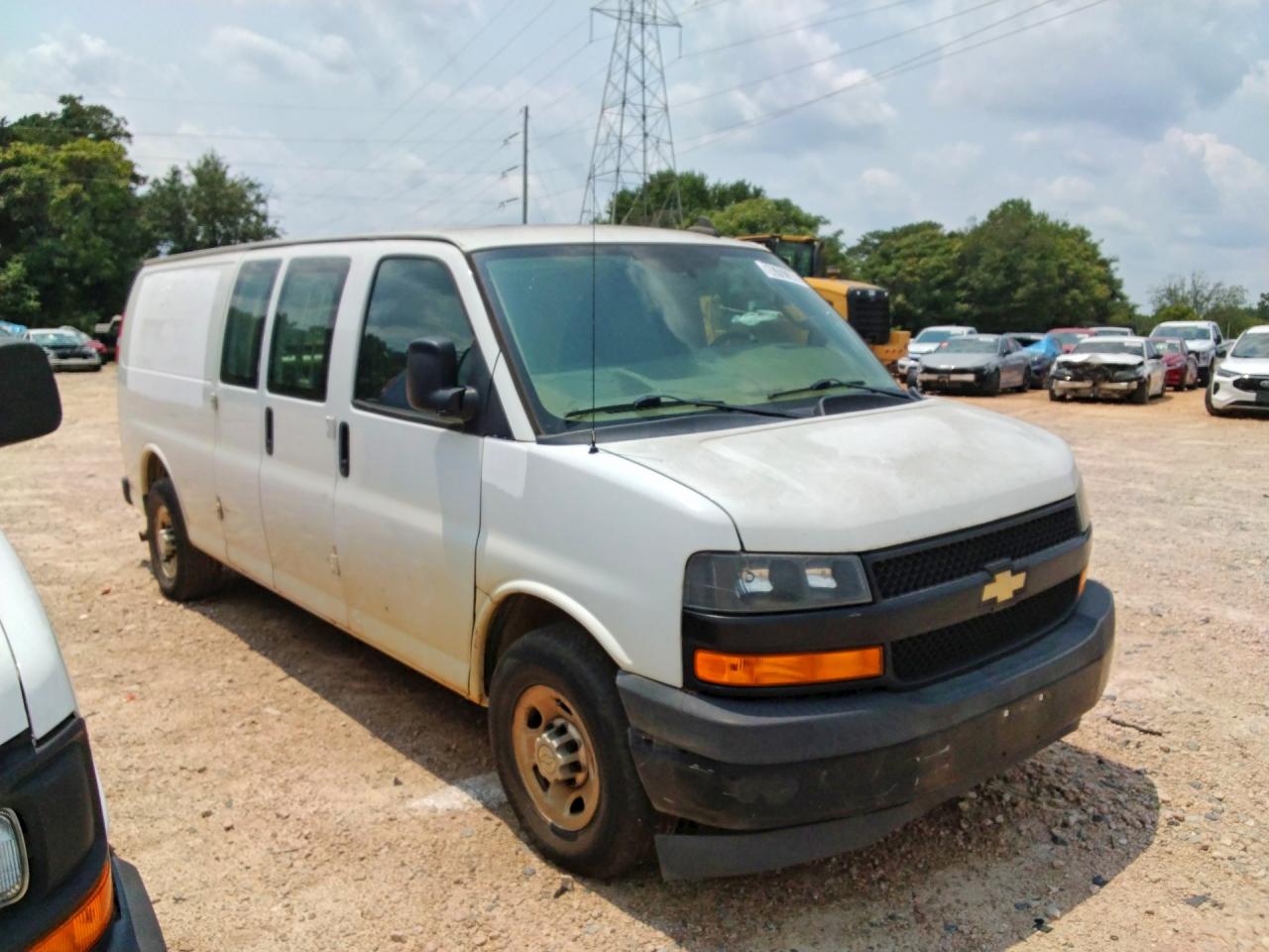 2019 CHEVROLET EXPRESS G2500 — снимка 4