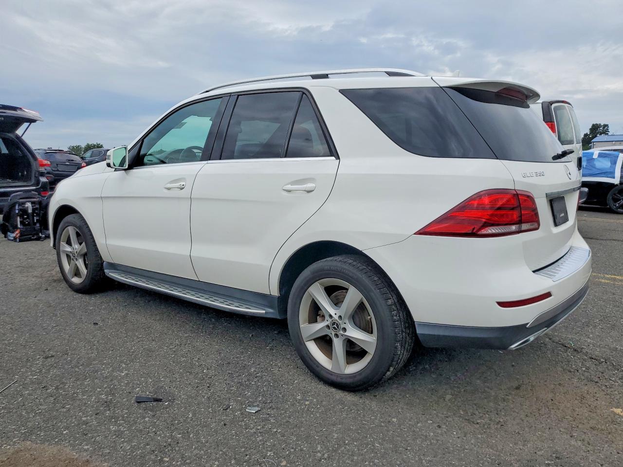 2017 MERCEDES-BENZ GLE 350 4MATIC — снимка 2