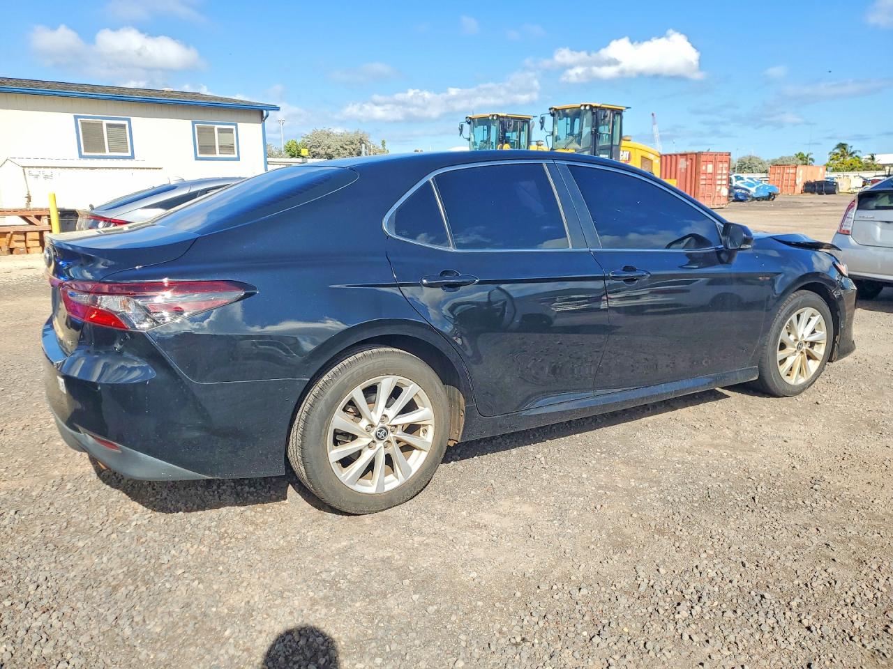 2022 TOYOTA CAMRY LE — снимка 3