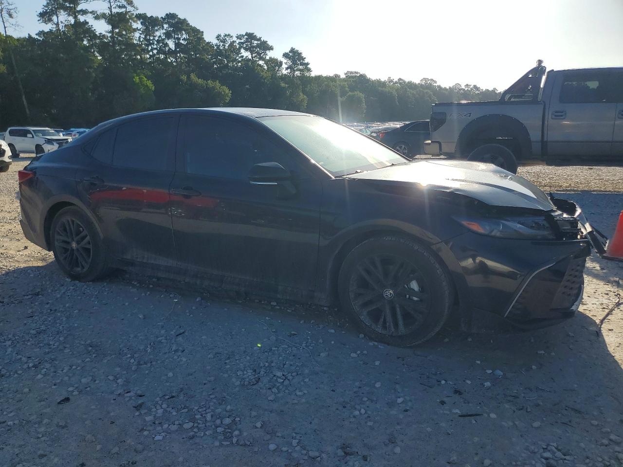 2026 TOYOTA CAMRY SE — снимка 4