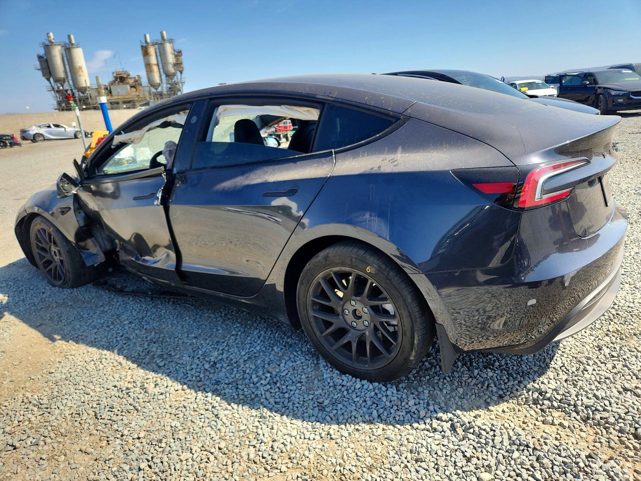 2025 TESLA MODEL 3 — снимка 2
