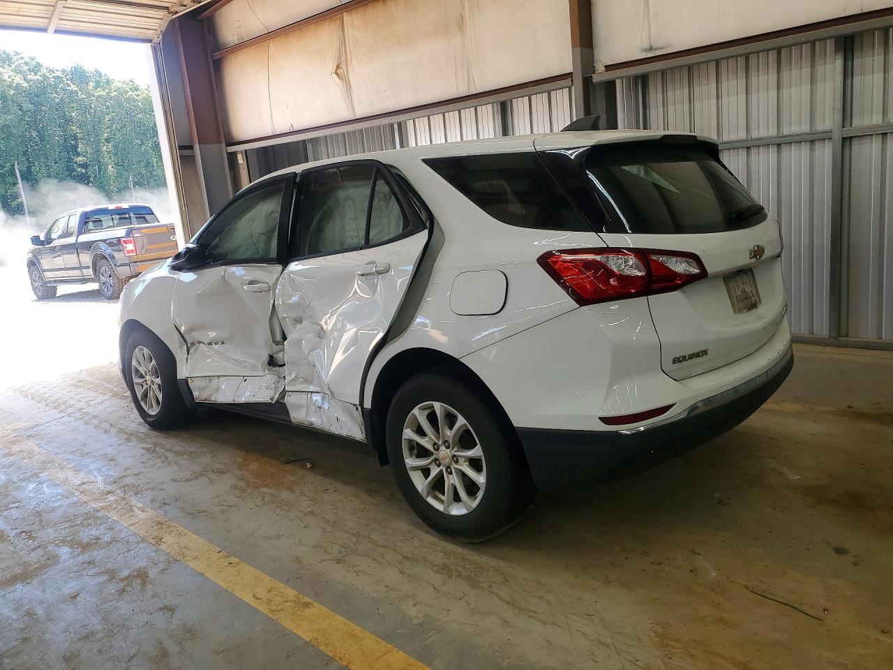 2018 CHEVROLET EQUINOX LS — снимка 2