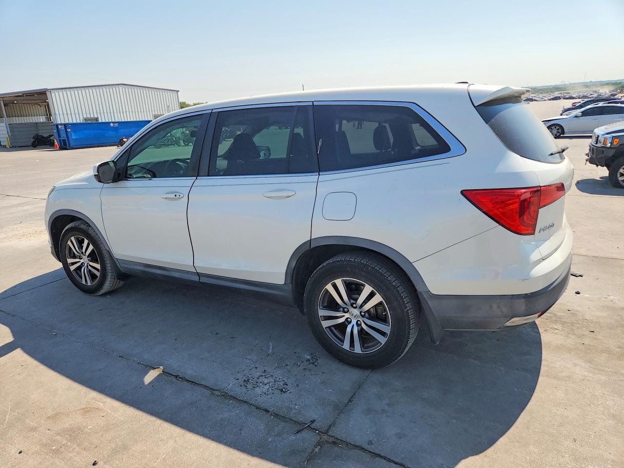 2017 HONDA PILOT EXL — снимка 2