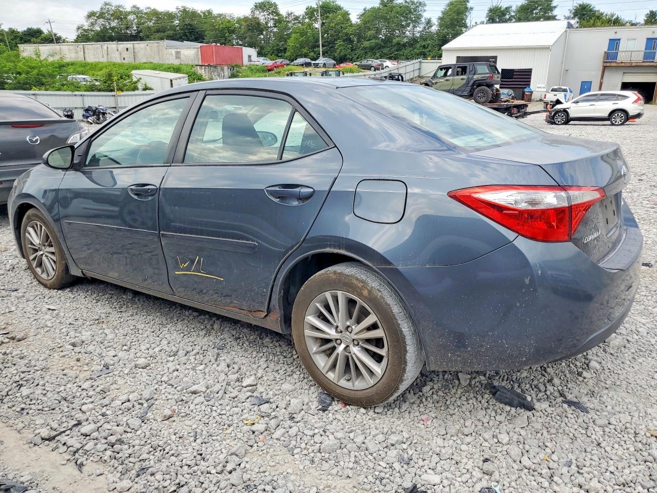 2015 TOYOTA COROLLA LE PLUS — снимка 2