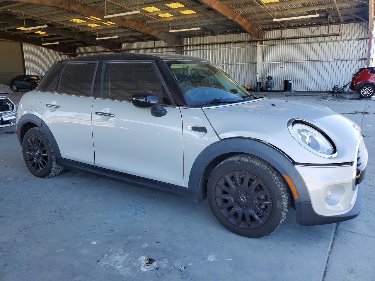 2018 MINI COOPER — снимка 4