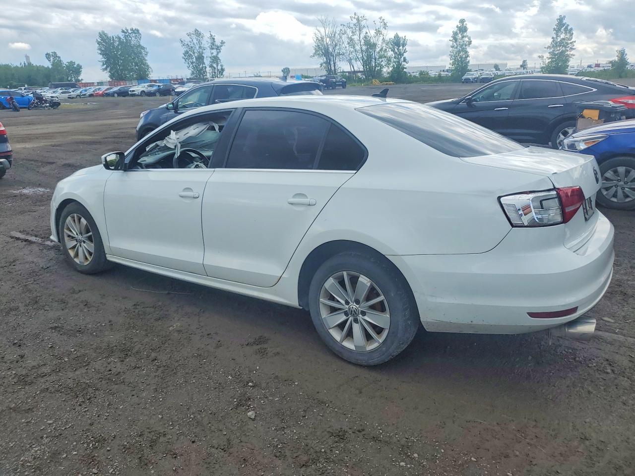 2015 VOLKSWAGEN JETTA BASE — снимка 2