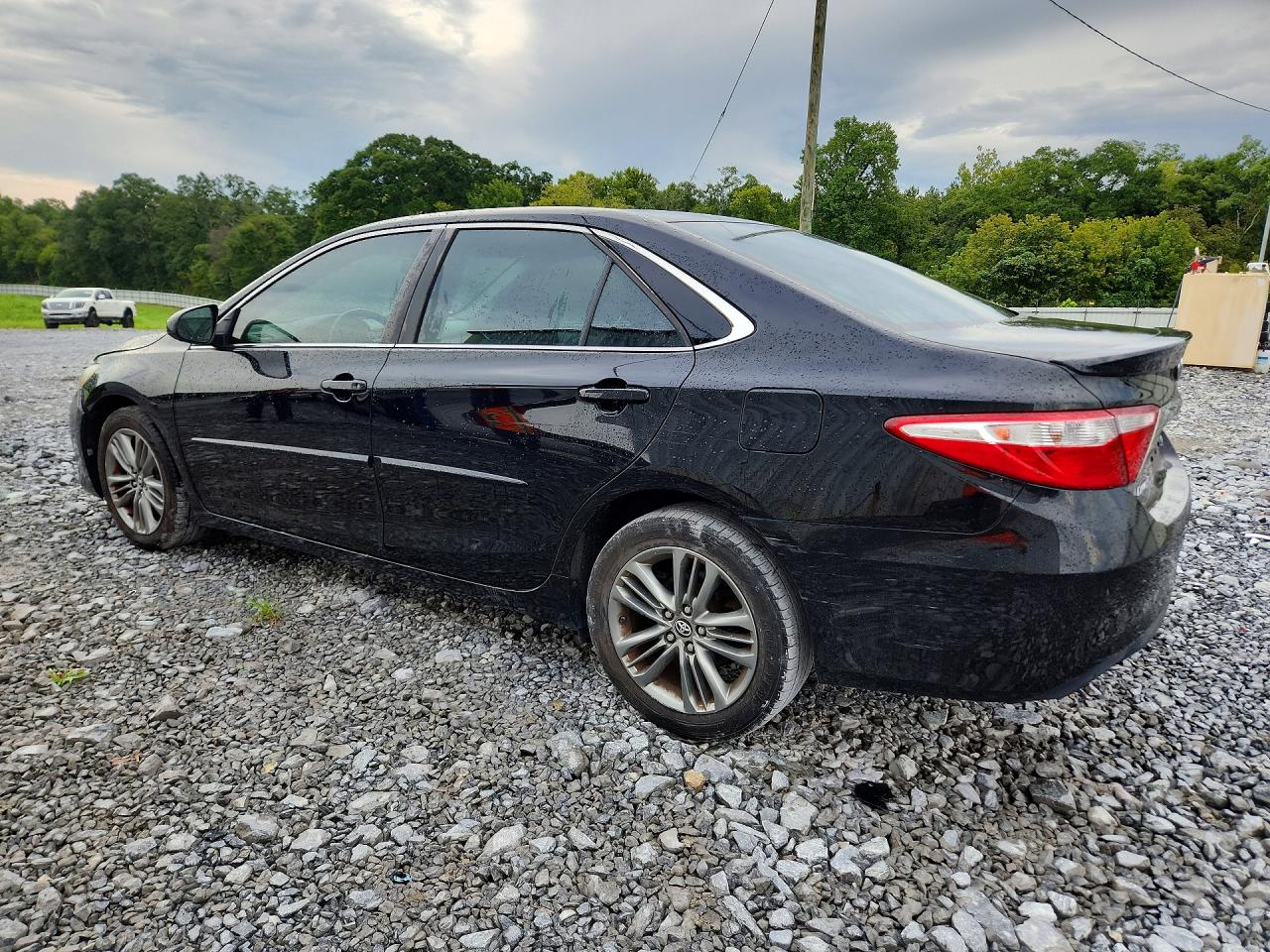 2017 TOYOTA CAMRY SE — снимка 2