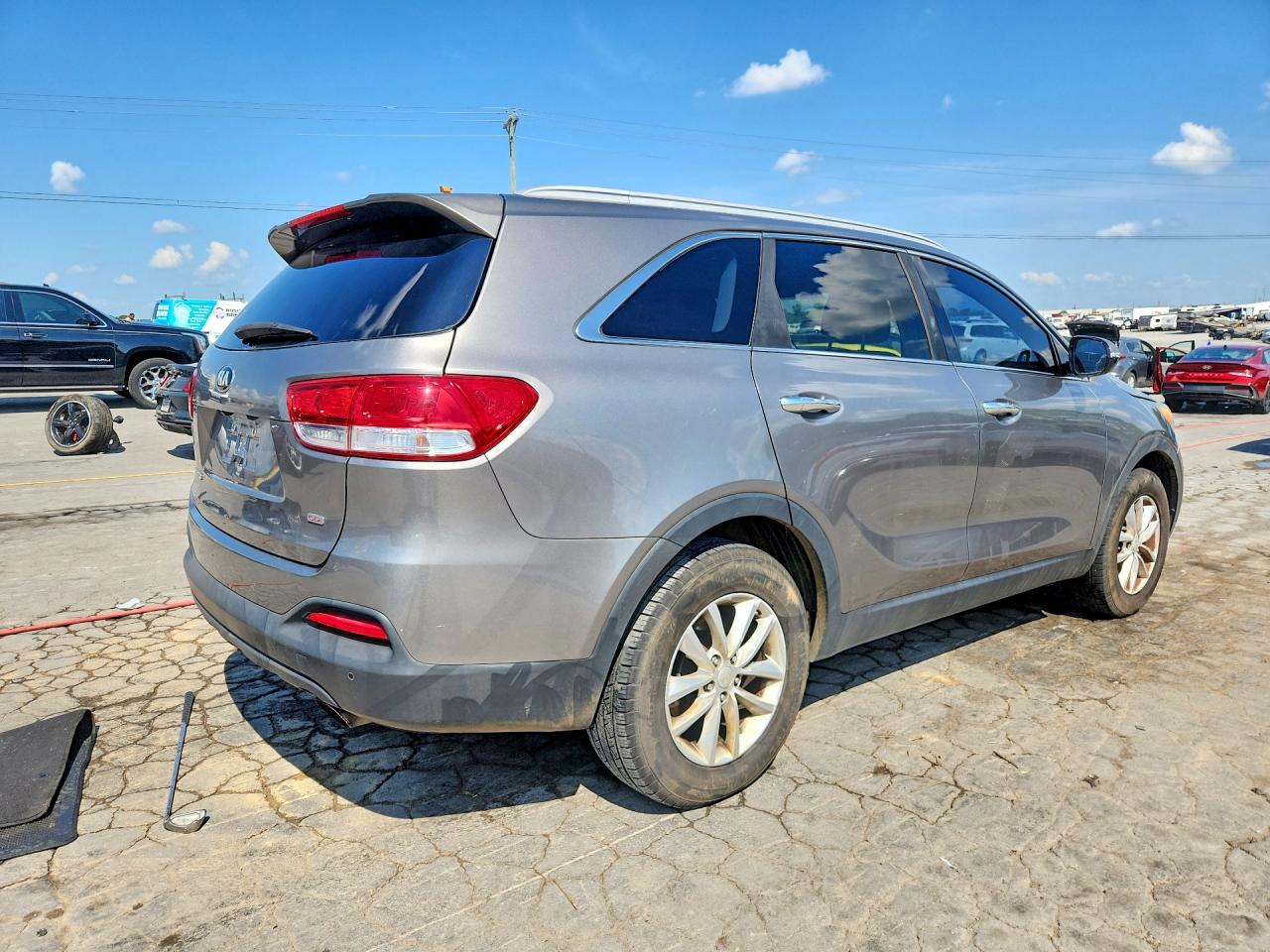2017 KIA SORENTO LX — снимка 3