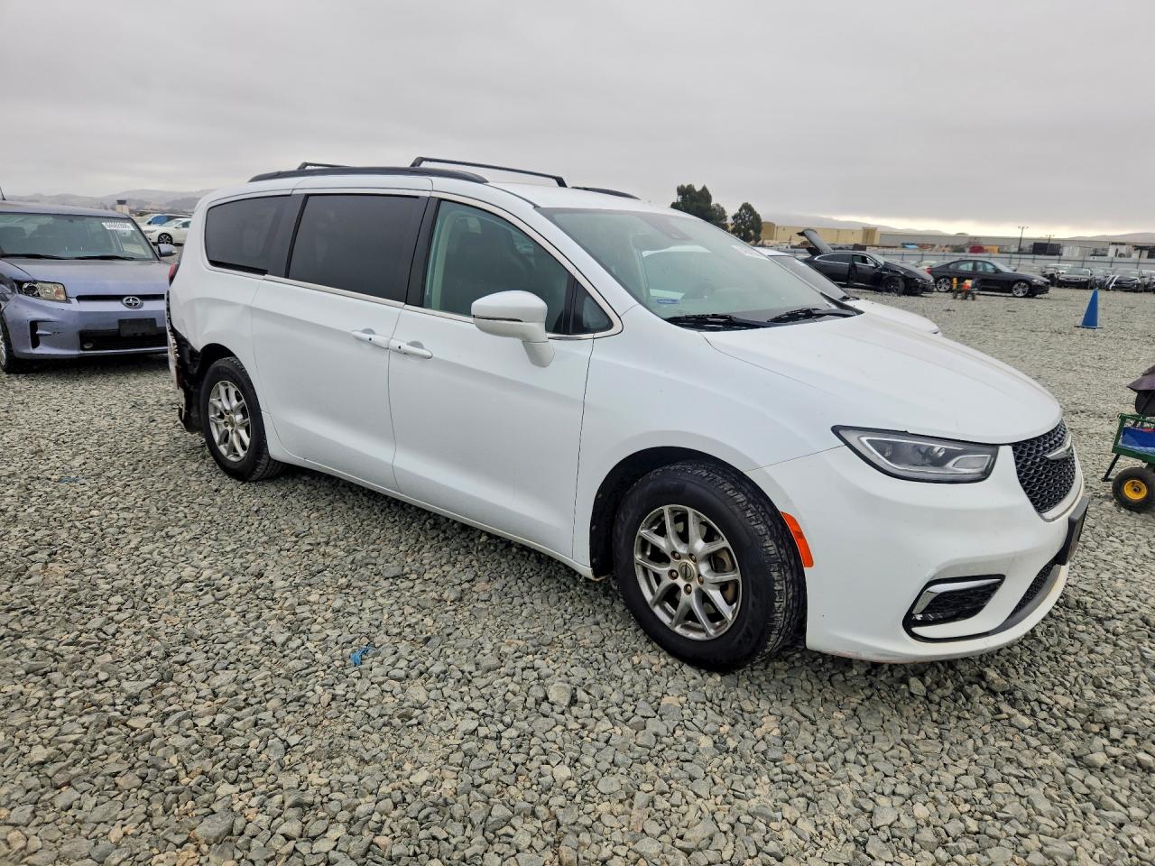 2022 CHRYSLER 200 LIMITED 4DR — снимка 4