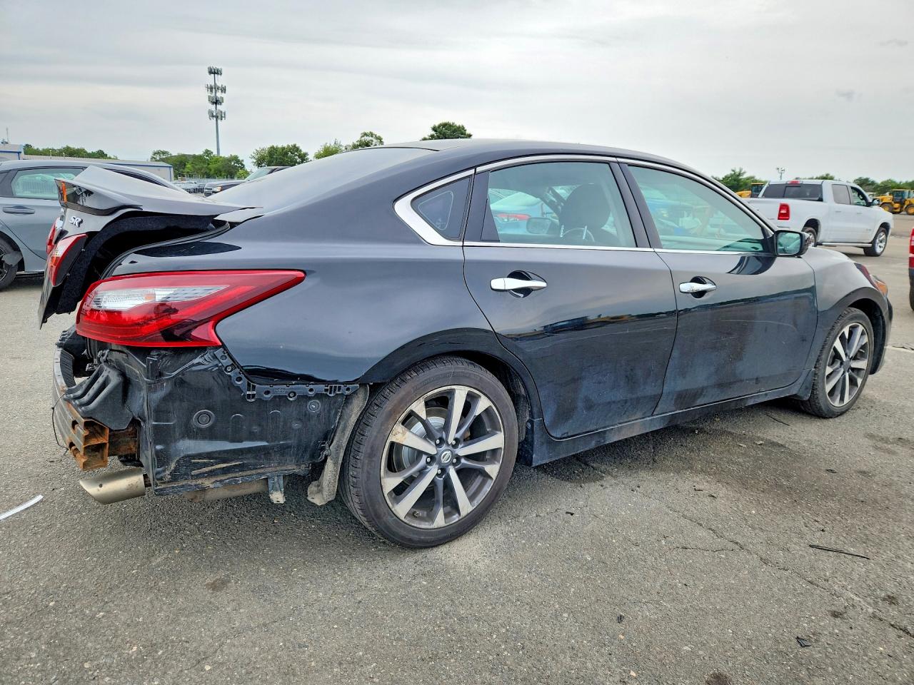 2017 NISSAN ALTIMA 2.5 SR — снимка 3