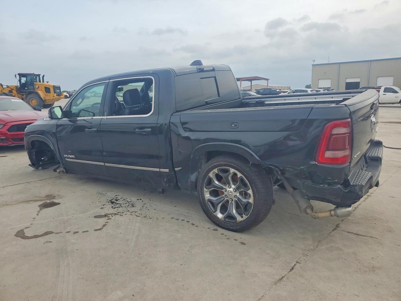 2023 RAM 1500 LIMITED — снимка 2