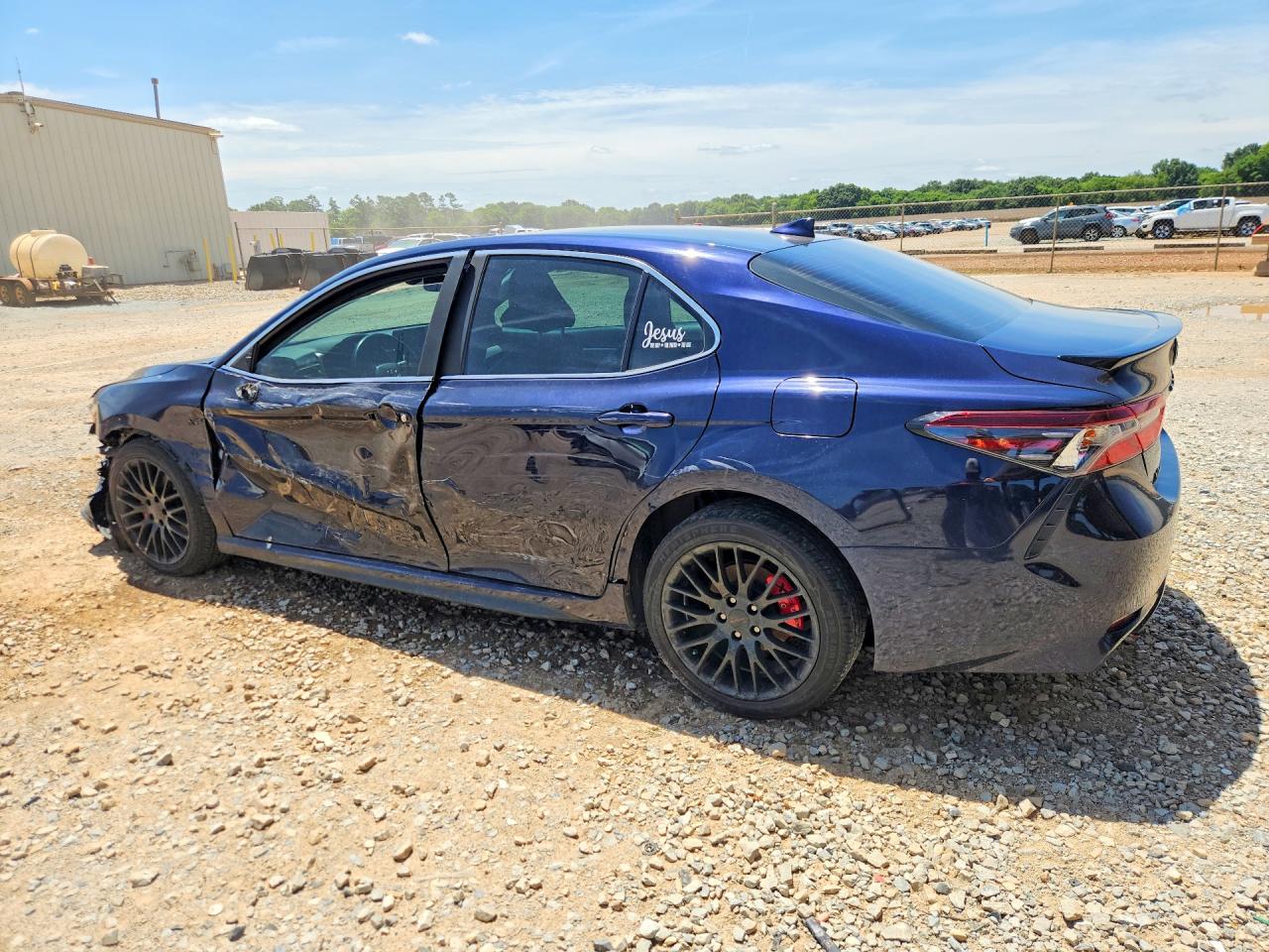 2022 TOYOTA CAMRY SE — снимка 2