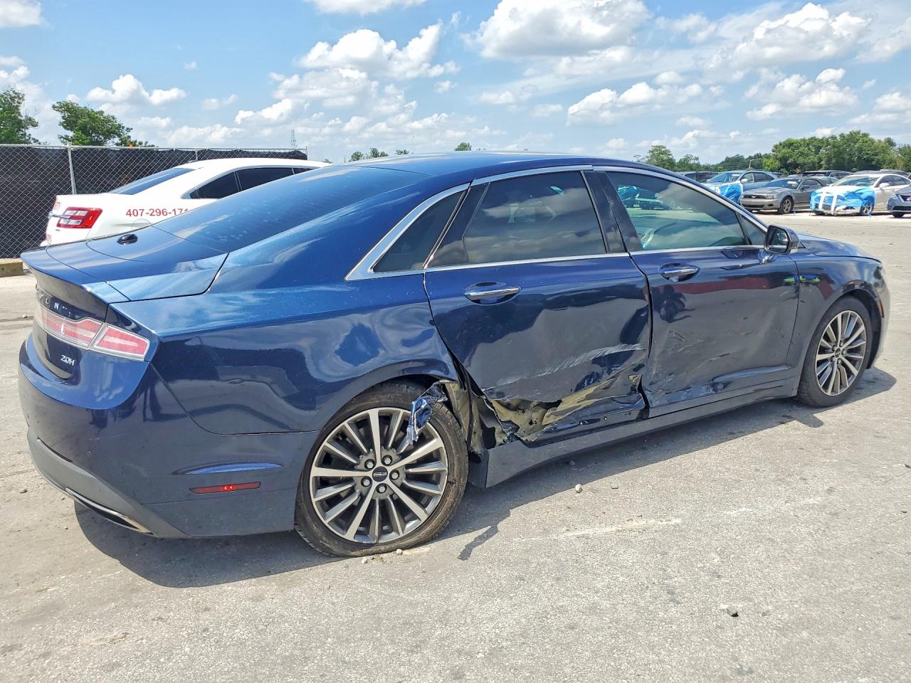 2017 LINCOLN MKZ HYBRID PREMIERE — снимка 3