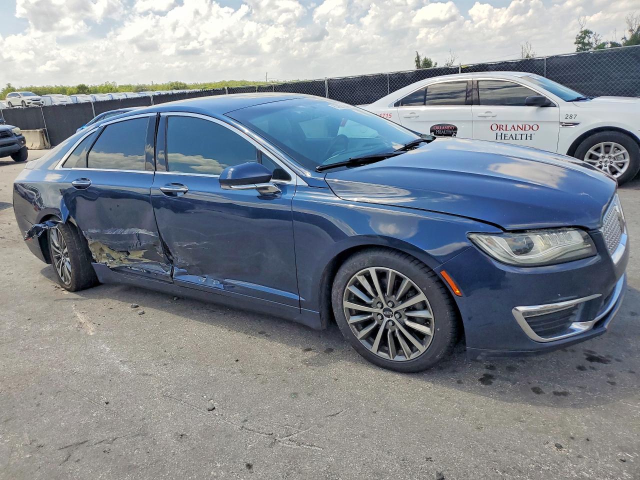 2017 LINCOLN MKZ HYBRID PREMIERE — снимка 4