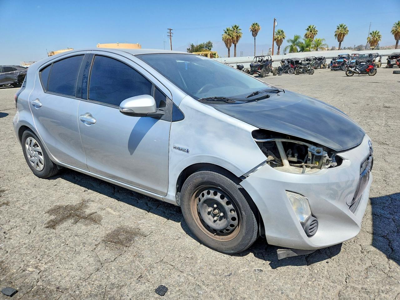 2015 TOYOTA PRIUS C TWO — снимка 4