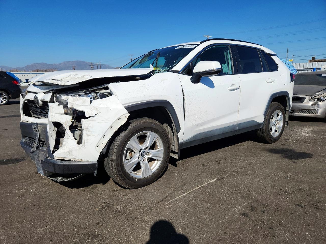 2020 TOYOTA RAV4 XLE