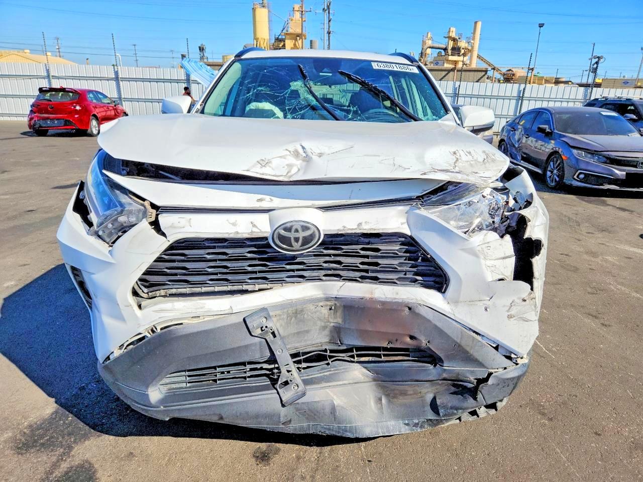 2020 TOYOTA RAV4 XLE — снимка 5