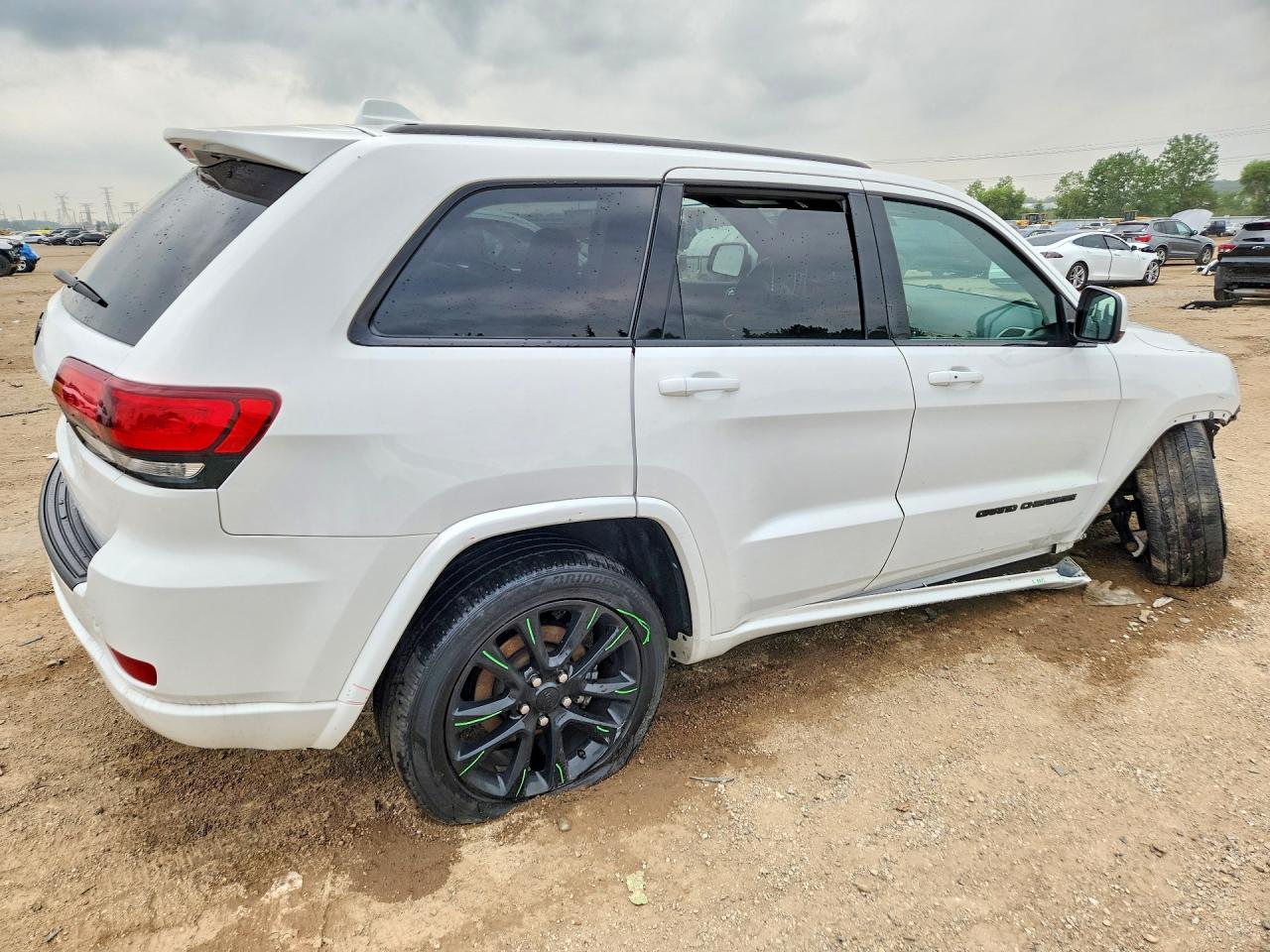 2021 JEEP GRAND CHEROKEE LAREDO — снимка 3