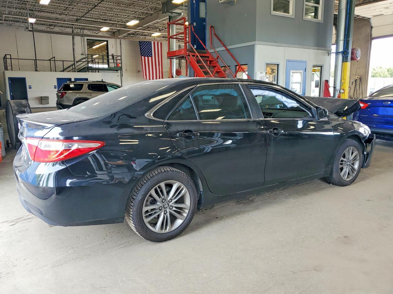2017 TOYOTA CAMRY SE — снимка 3