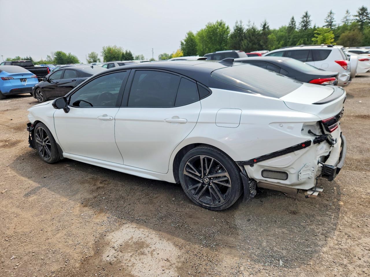 2025 TOYOTA CAMRY XSE — снимка 2