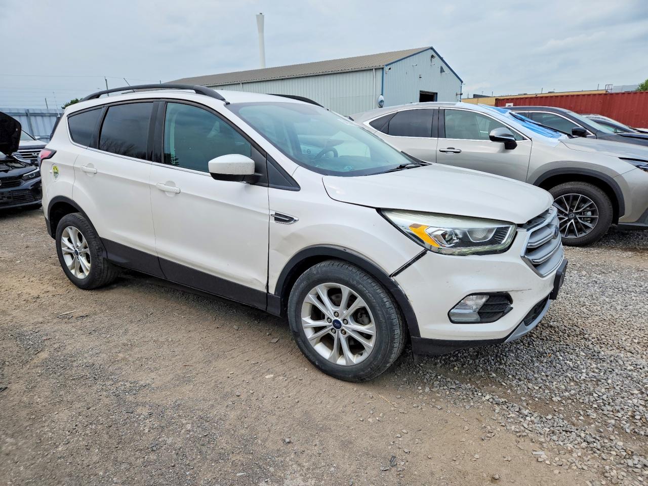 2017 FORD ESCAPE SE — снимка 4