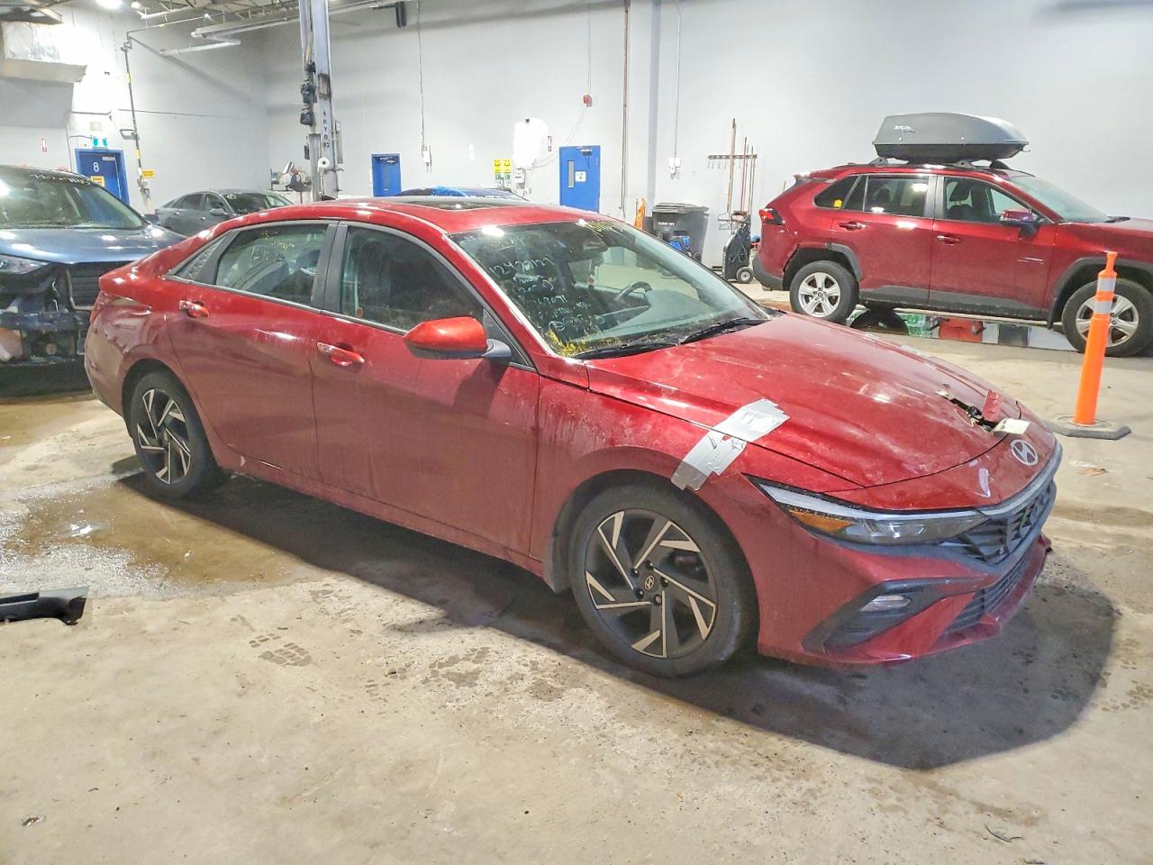 2025 HYUNDAI ELANTRA PREFERRED 4D — снимка 4