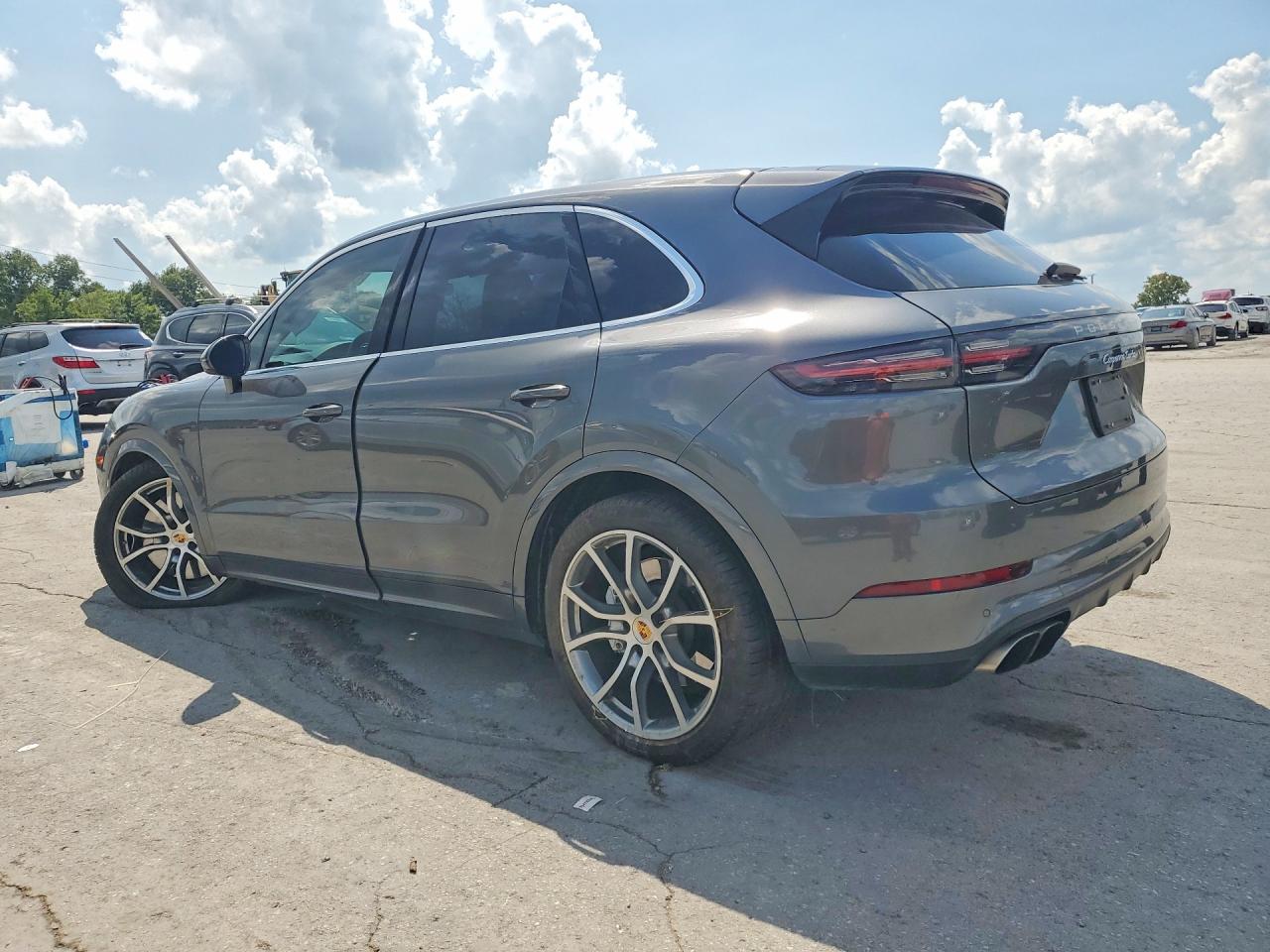 2019 PORSCHE CAYENNE TURBO — снимка 2