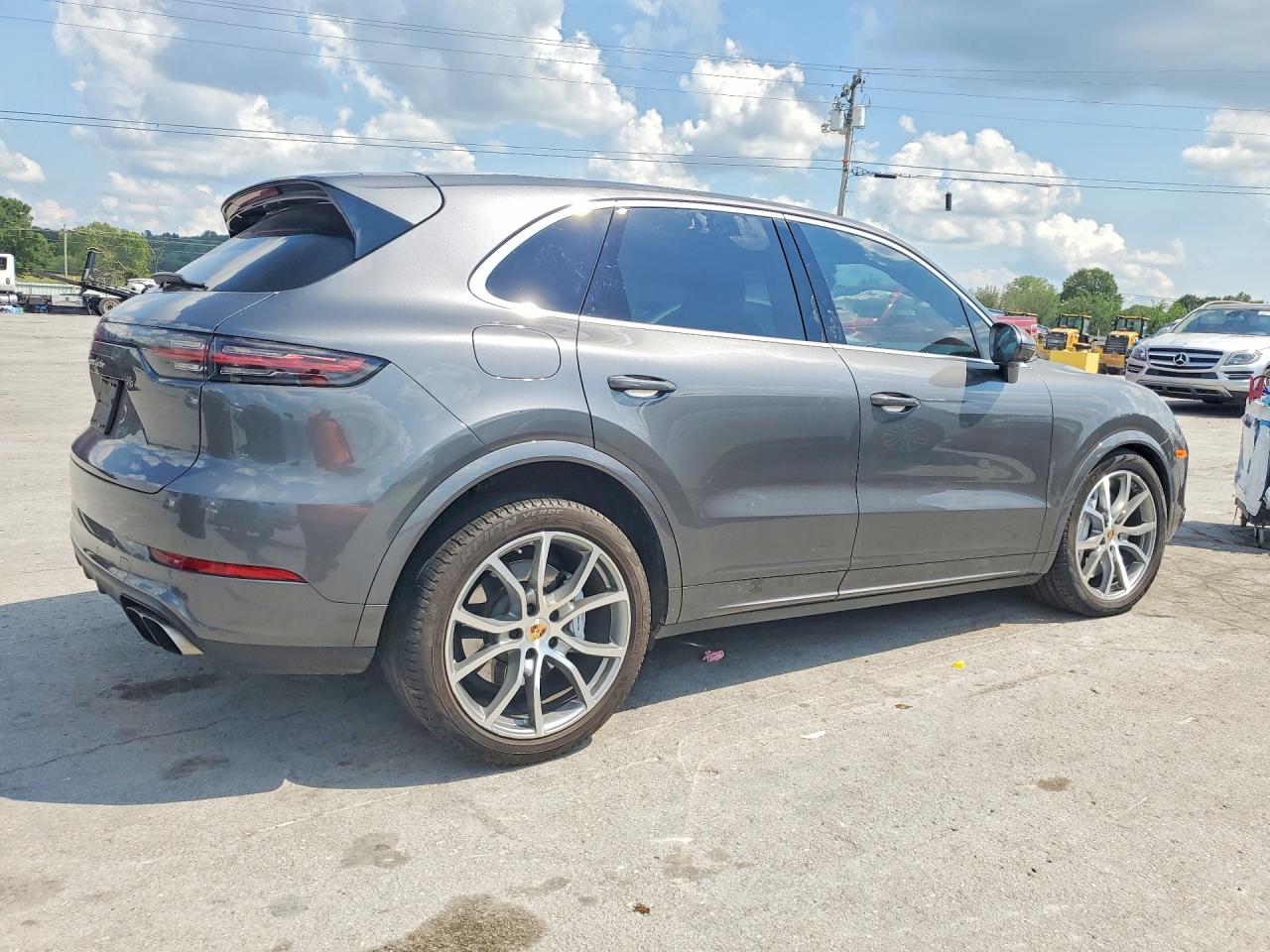 2019 PORSCHE CAYENNE TURBO — снимка 3
