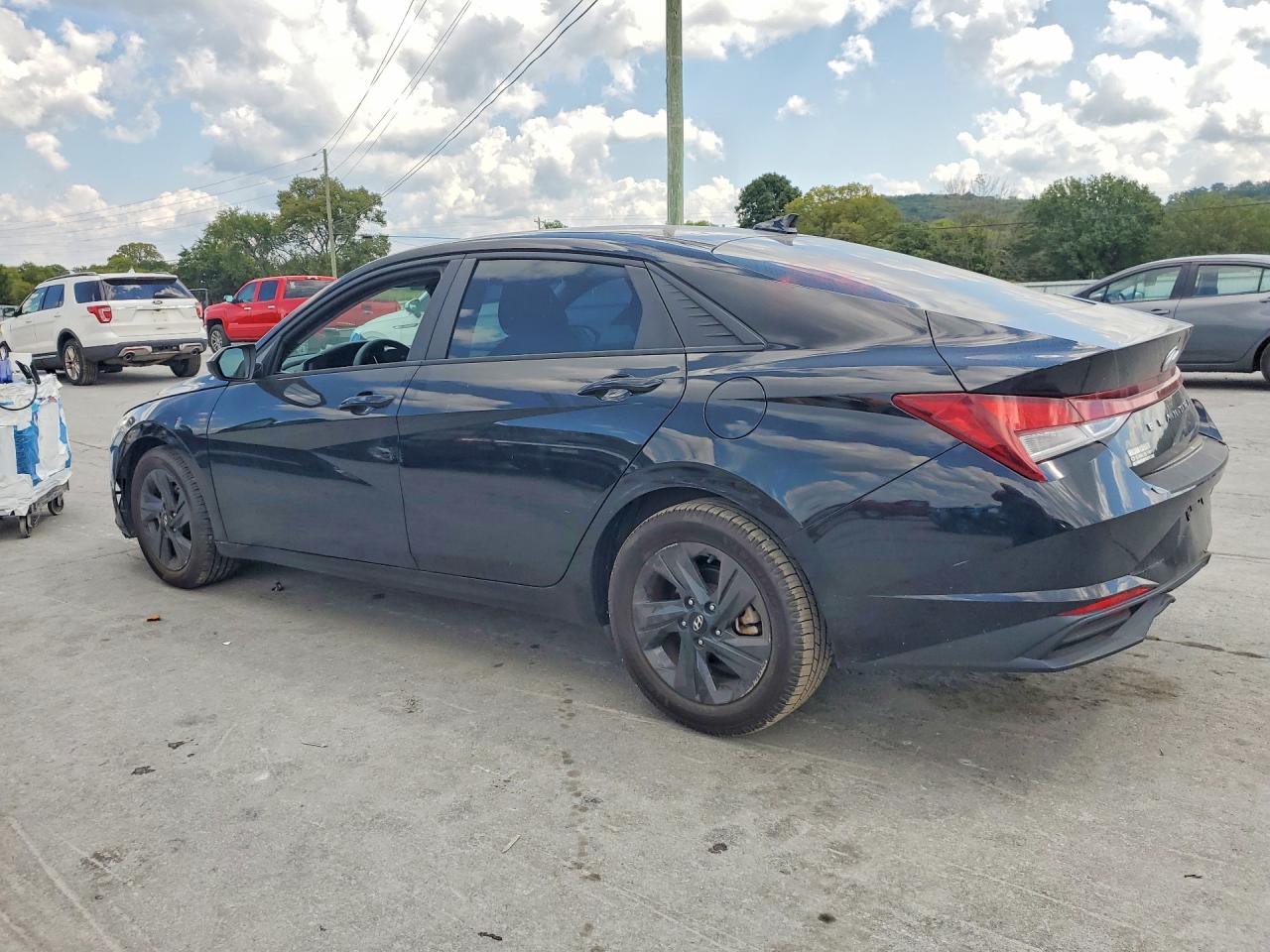 2022 HYUNDAI ELANTRA SEL — снимка 2