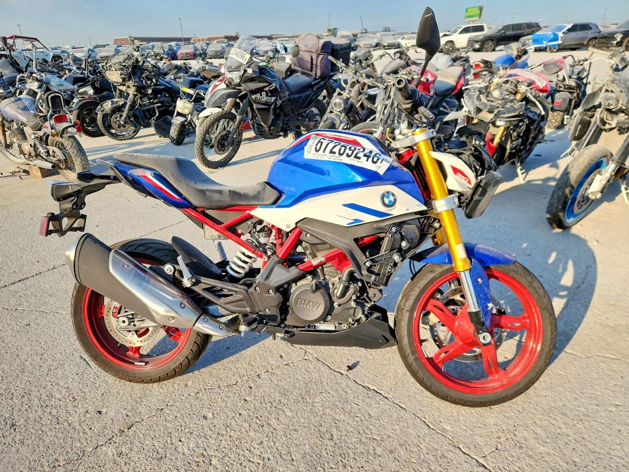 2025 BMW G310 R
