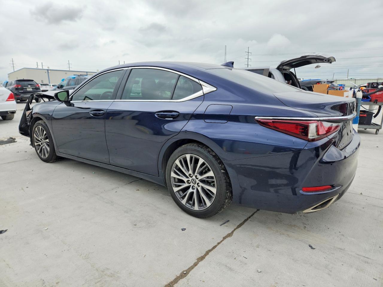 2020 LEXUS ES 350 — снимка 2