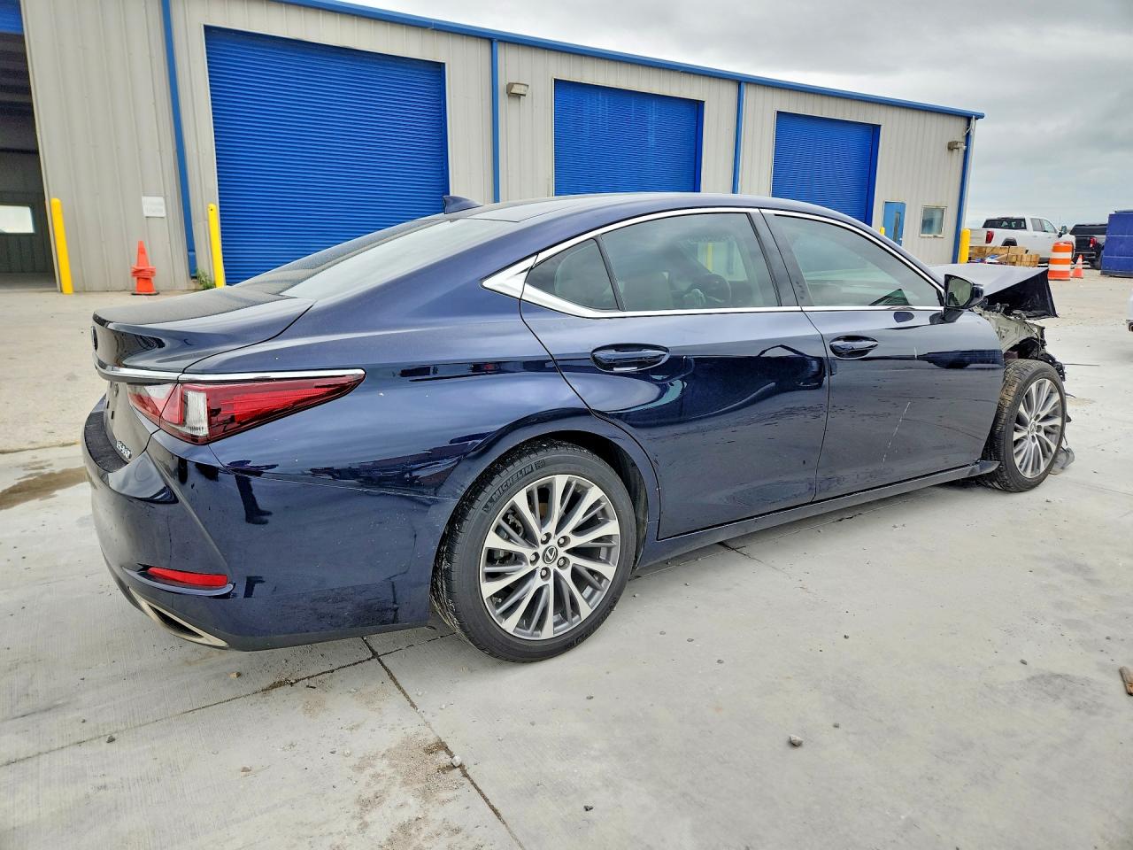2020 LEXUS ES 350 — снимка 3