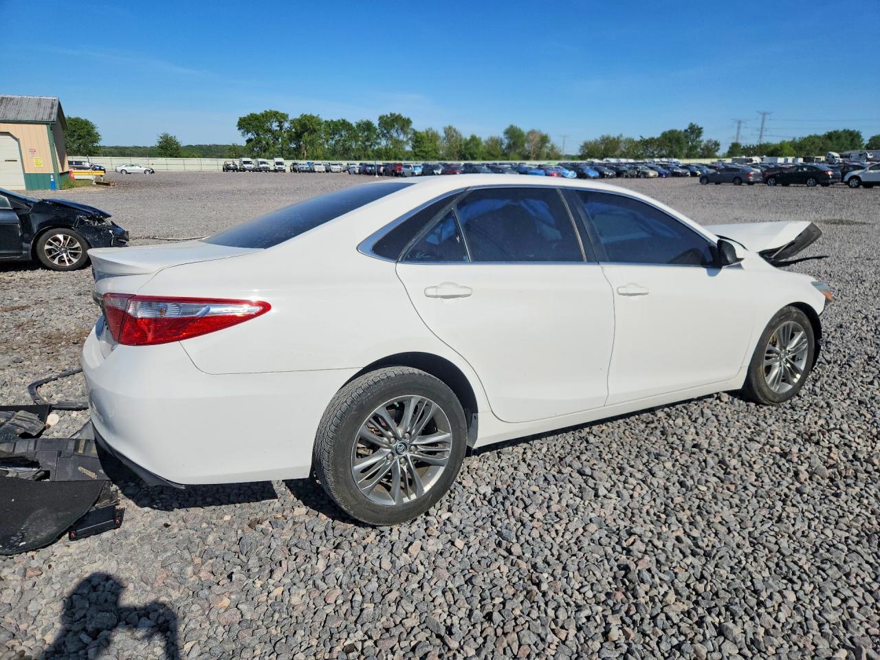 2016 TOYOTA CAMRY SE — снимка 3