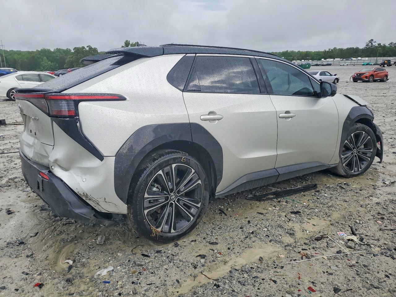 2024 TOYOTA BZ4X LIMITED — снимка 3