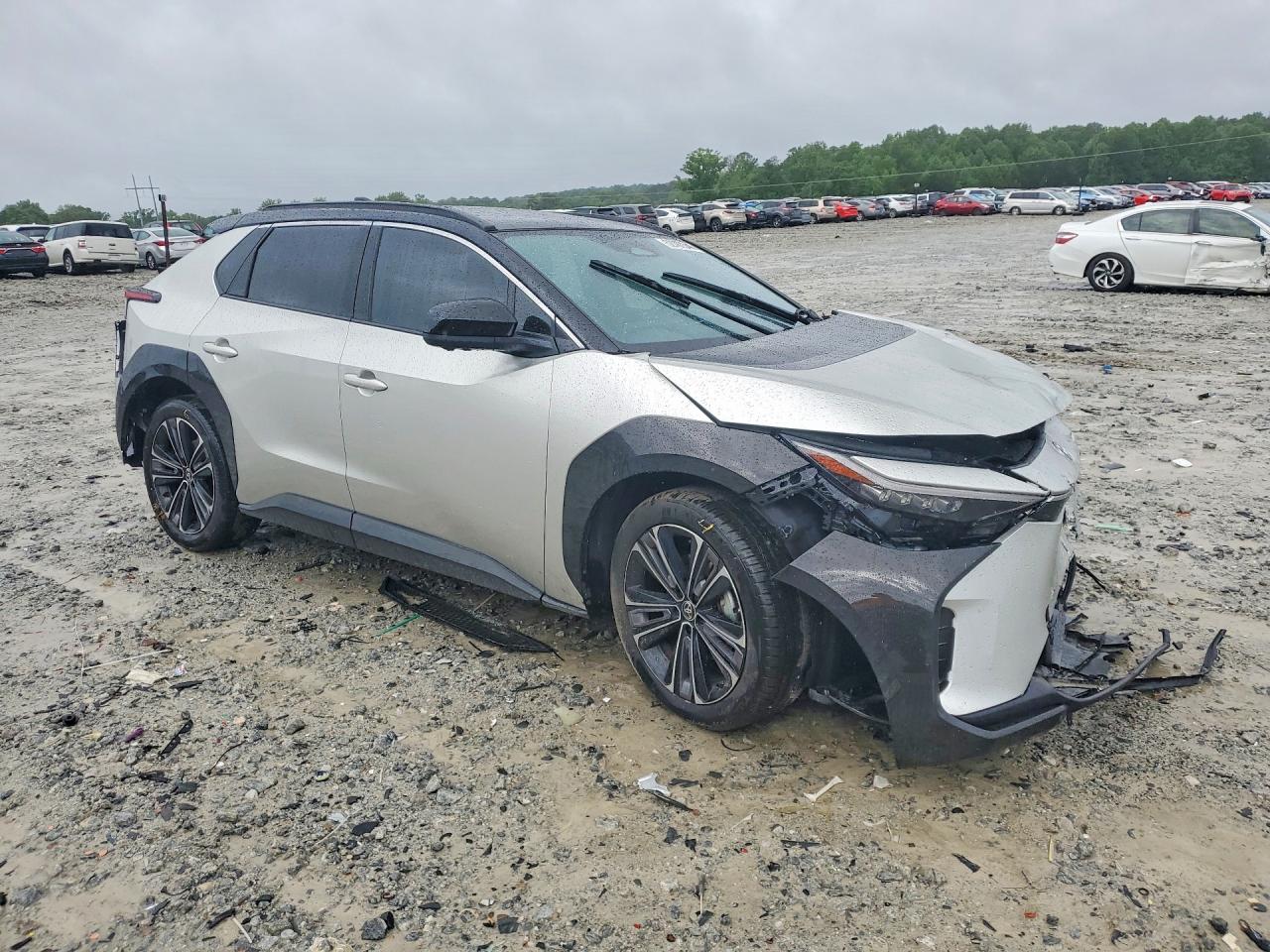 2024 TOYOTA BZ4X LIMITED — снимка 4
