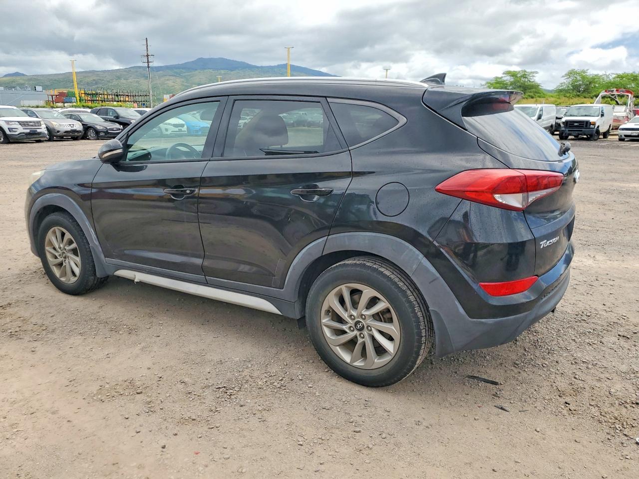 2017 HYUNDAI TUCSON SE PLUS — снимка 2