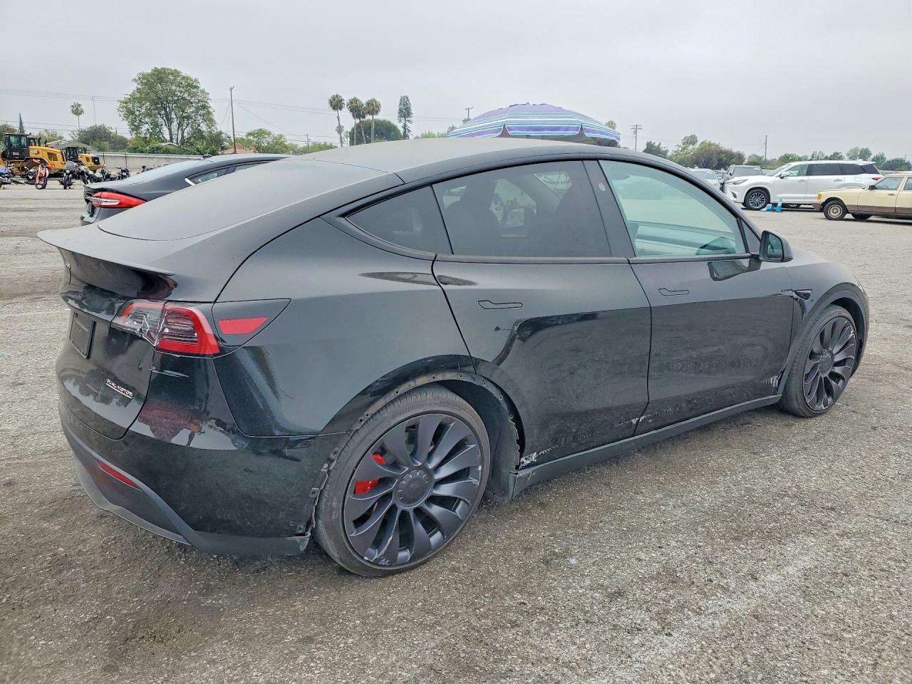 2024 TESLA MODEL Y — снимка 3