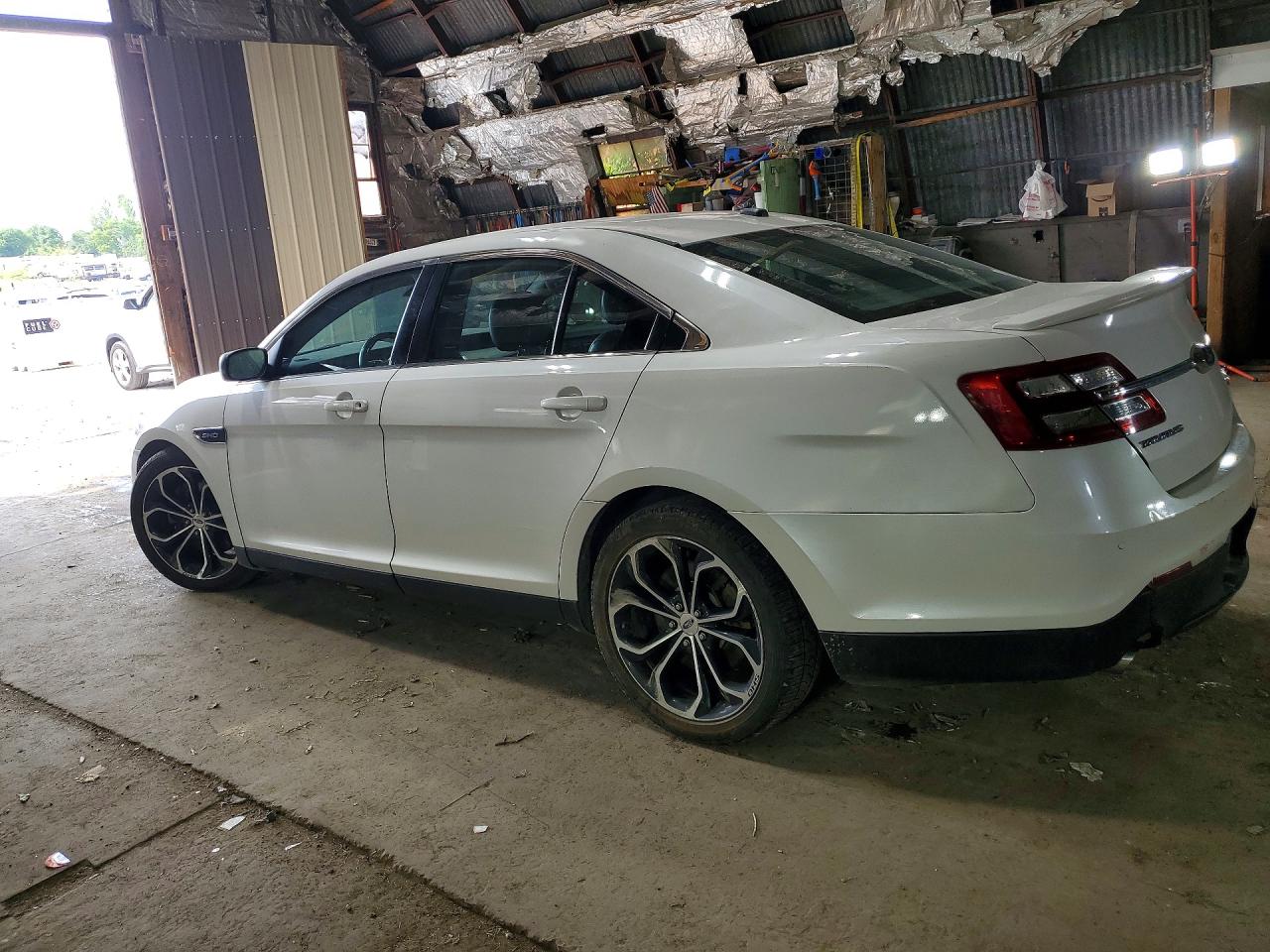 2018 FORD TAURUS SHO — снимка 2
