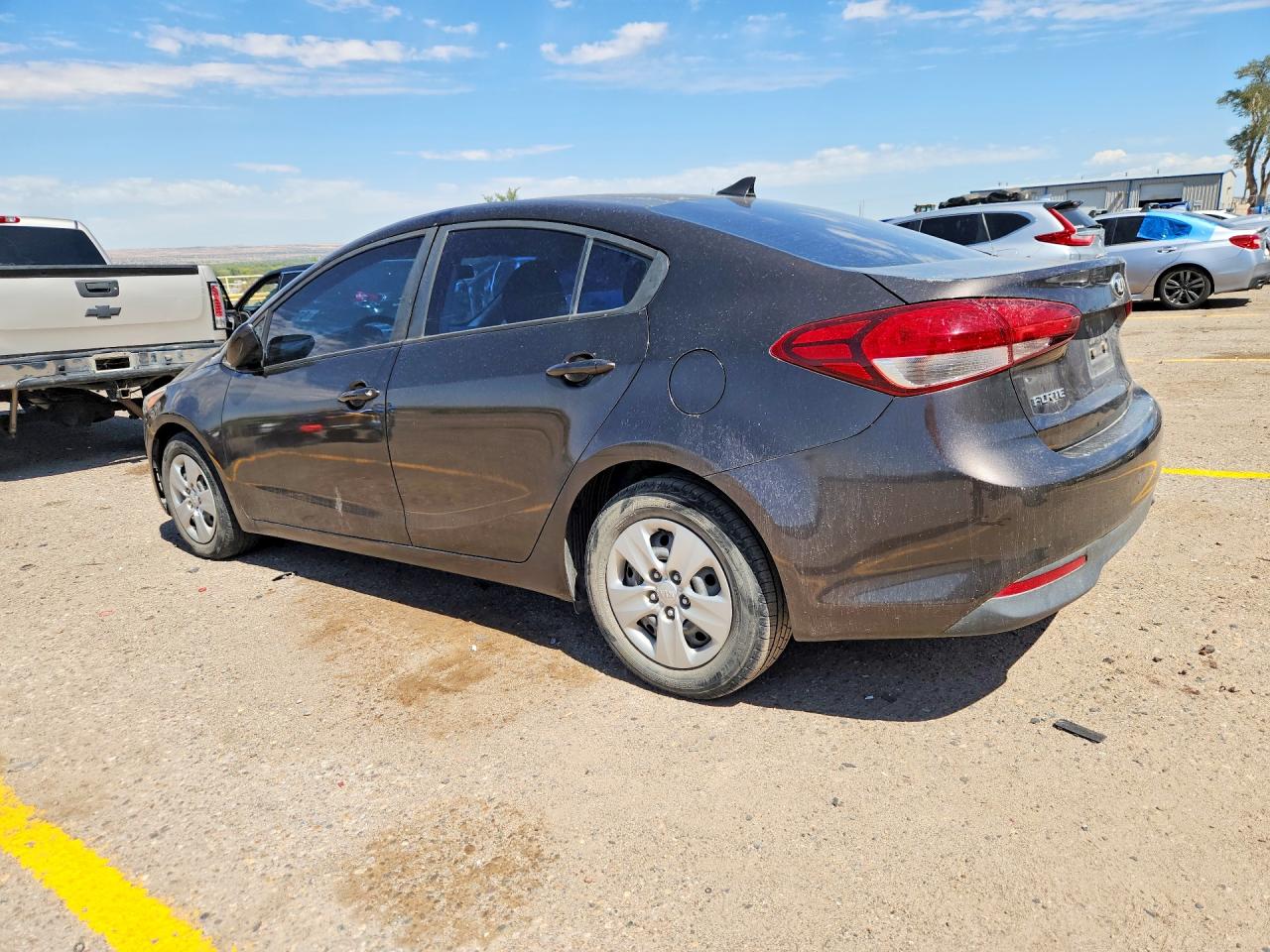 2017 KIA FORTE LX — снимка 2