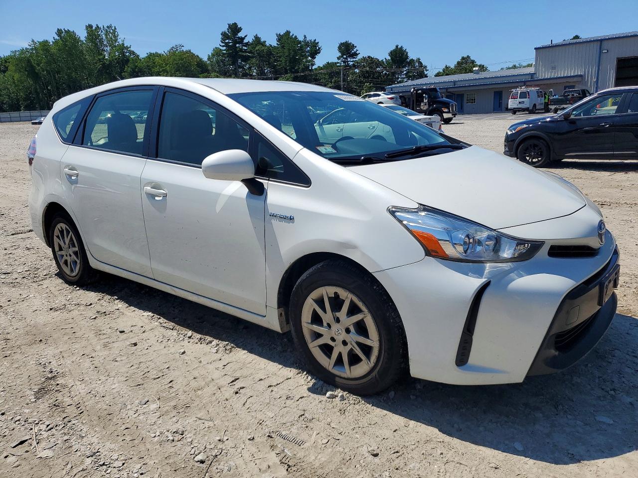 2017 TOYOTA PRIUS V TWO — снимка 4