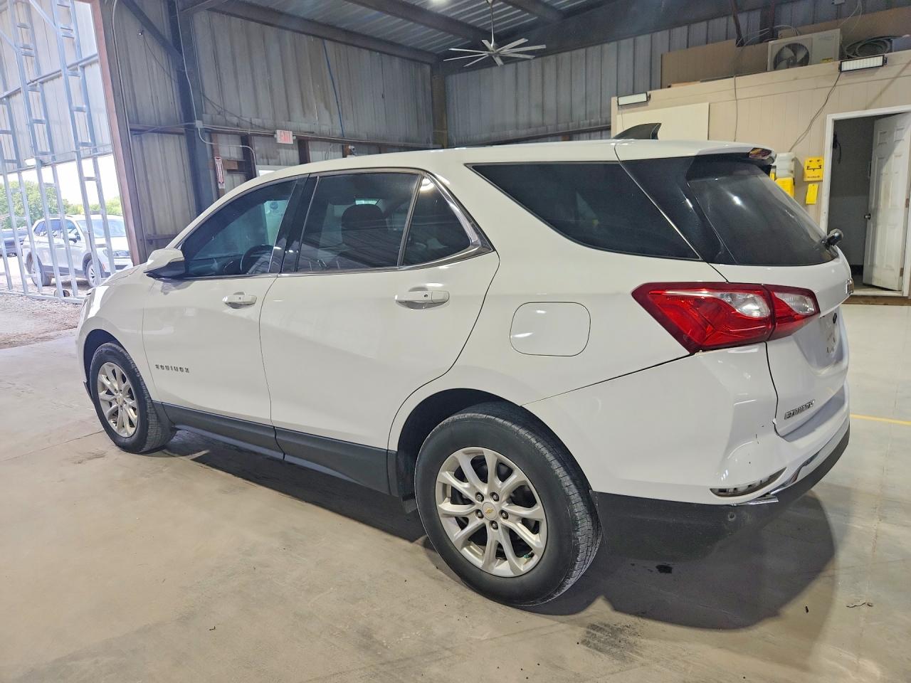 2019 CHEVROLET EQUINOX LT — снимка 2