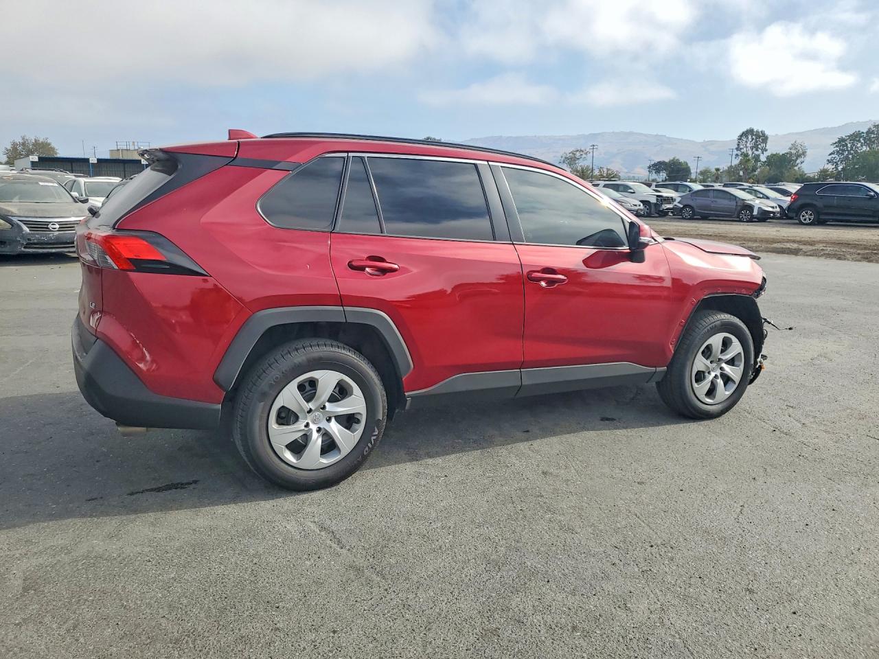 2021 TOYOTA RAV4 LE — снимка 3