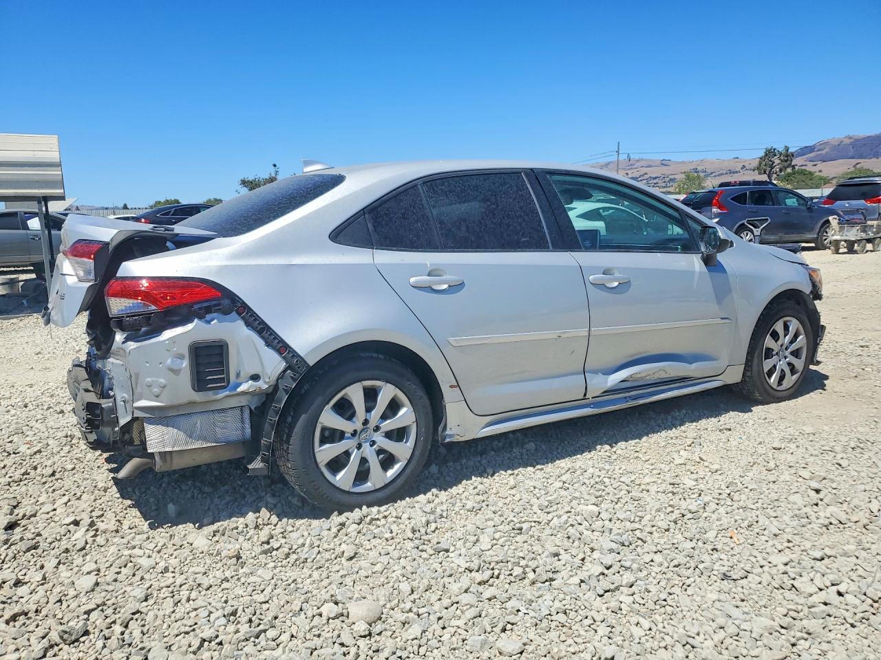 2021 TOYOTA COROLLA LE — снимка 3