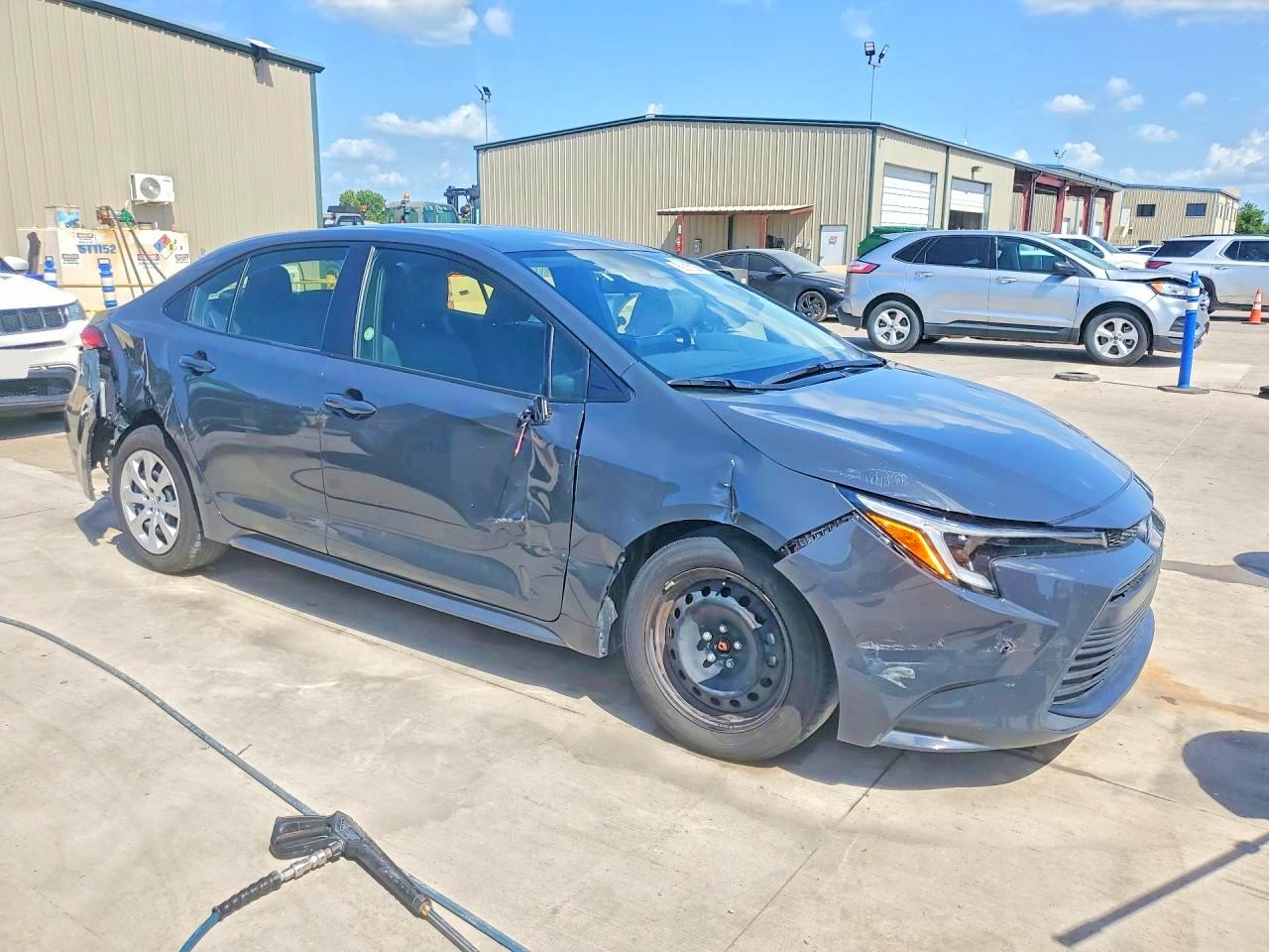 2025 TOYOTA COROLLA HYBRID LE — снимка 4