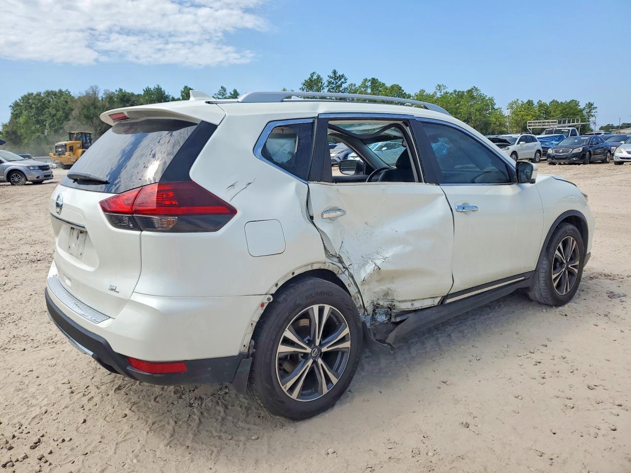 2017 NISSAN ROGUE SL — снимка 3