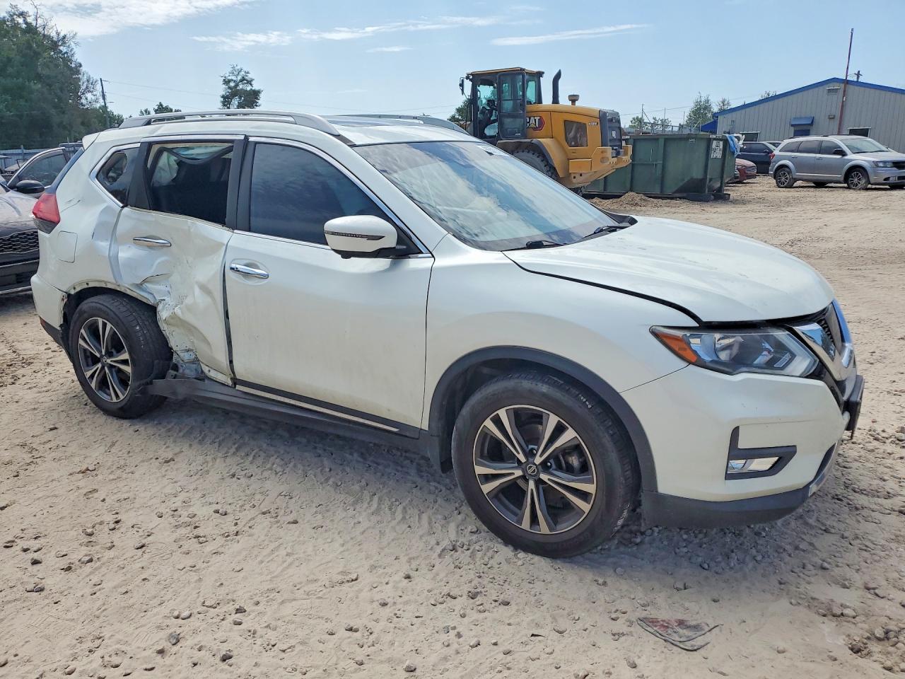 2017 NISSAN ROGUE SL — снимка 4