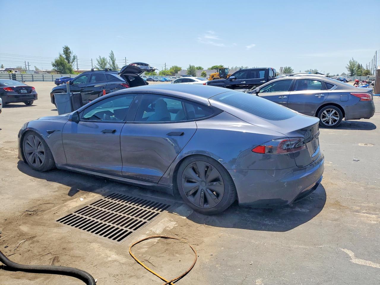 2021 TESLA MODEL S — снимка 2