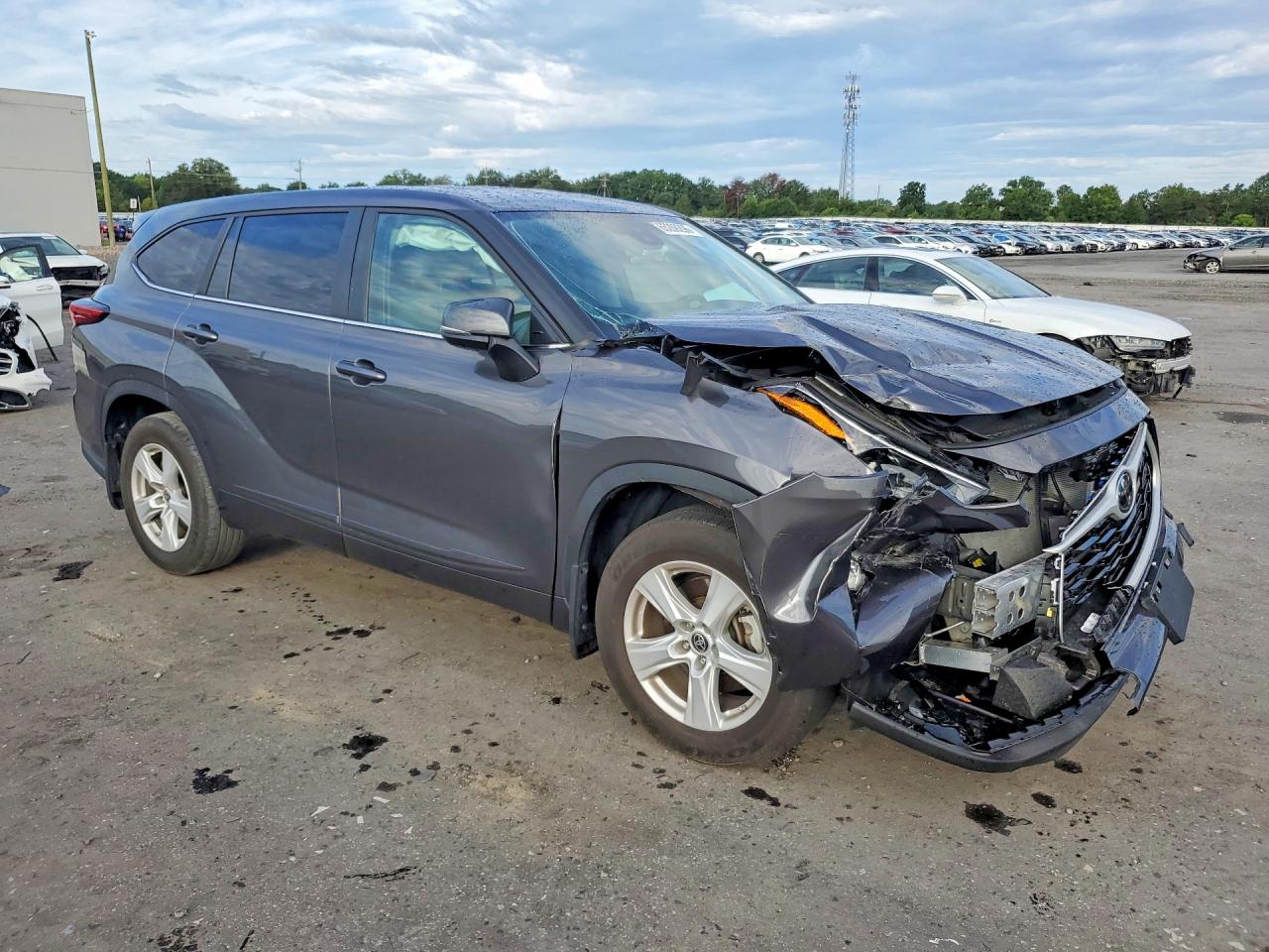 2023 TOYOTA HIGHLANDER LE — снимка 4