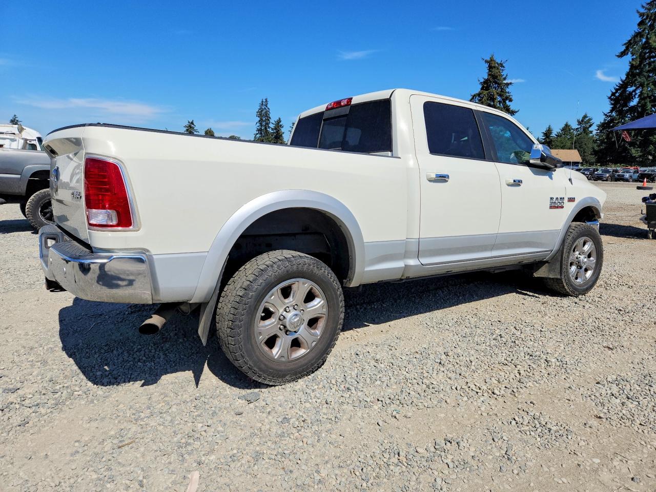 2016 RAM 2500 LARAMIE — снимка 3