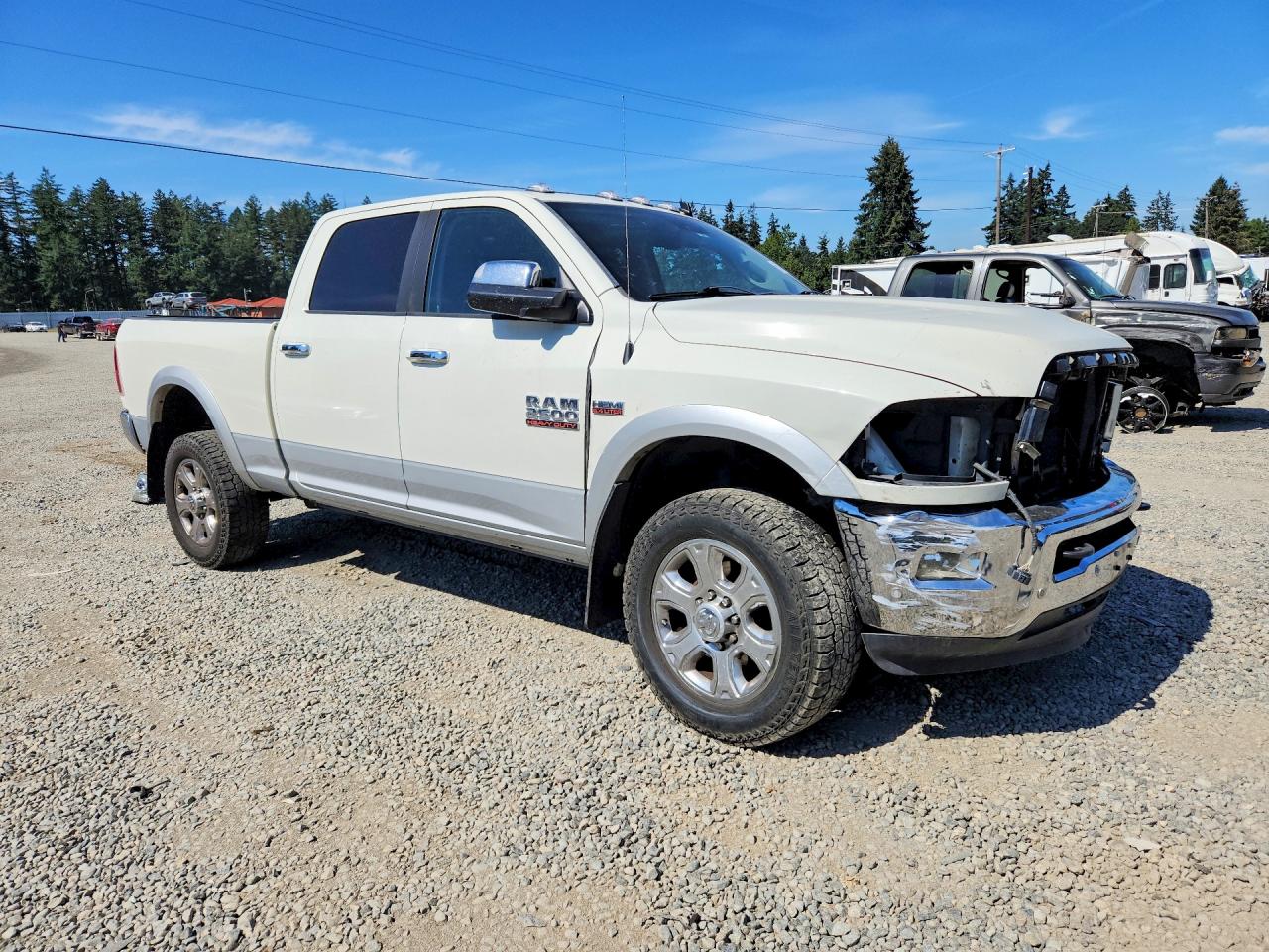 2016 RAM 2500 LARAMIE — снимка 4